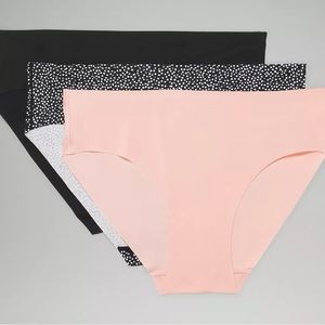 Lululemon Mid-rise cheeky bikini - 3 pack InvisiWear
